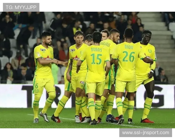 洛里昂主场不败金身告破，南特反击战术专攻右路漏洞